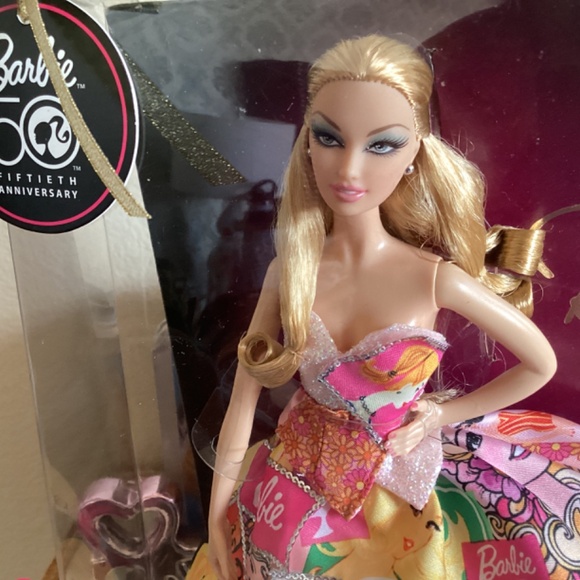 Barbie  50th Anniversary  Barbie with Frank Sinatra - Picture 10 of 11